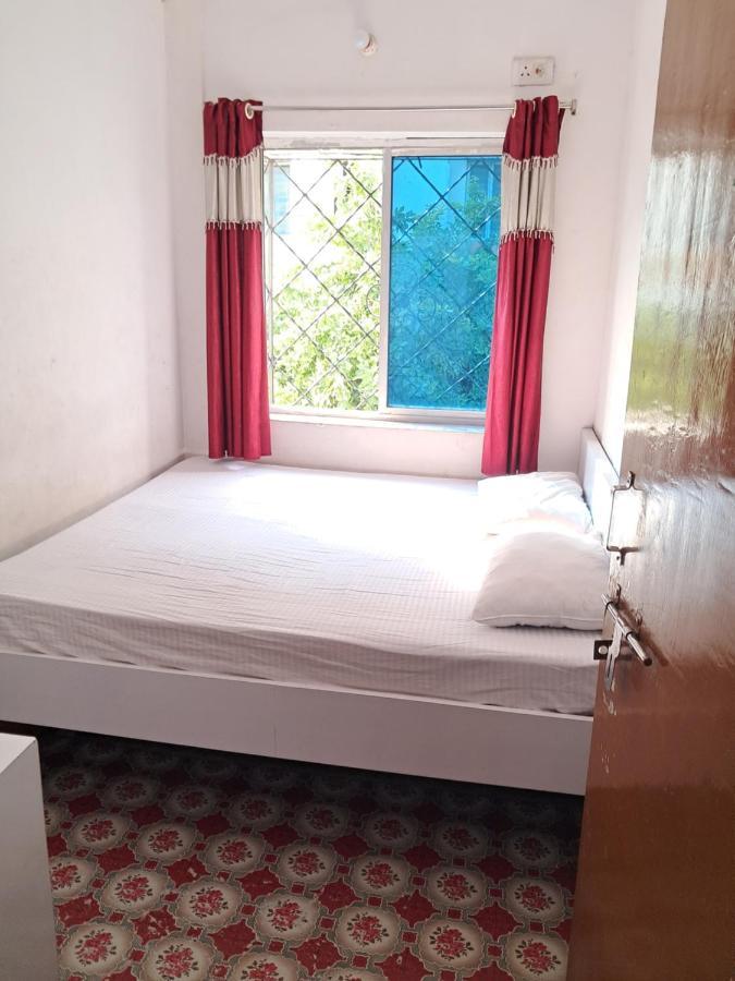 Hotel Zeeshan International Kalküta Dış mekan fotoğraf