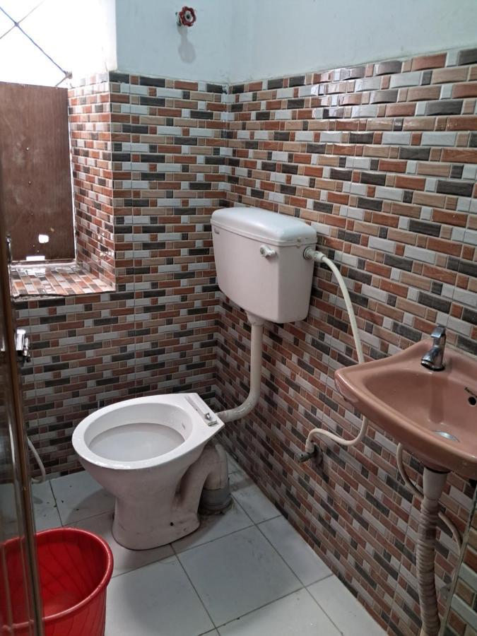 Hotel Zeeshan International Kalküta Dış mekan fotoğraf